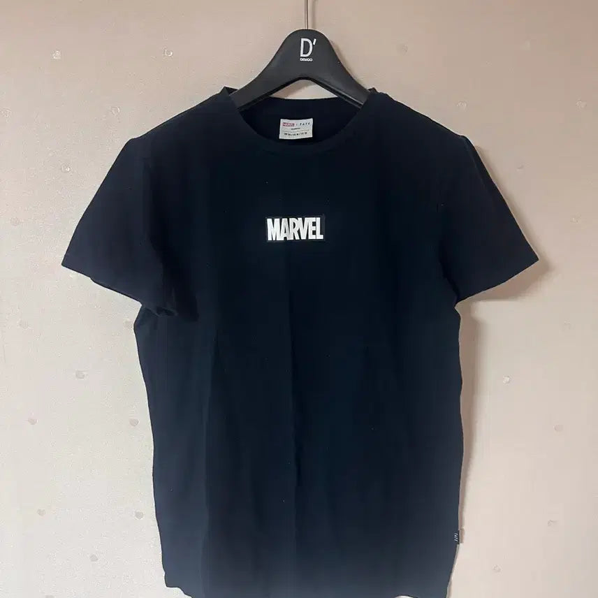 [BUNJANG] Marvel Logo Short Sleeve T-Shirt Black / 마블 로고 반팔 티셔츠 블랙