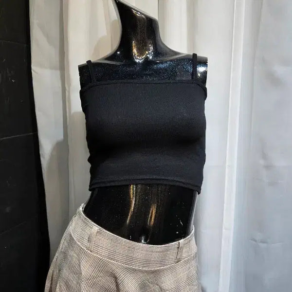 [BUNJANG] Black Ribbed Cropped Top / 블랙 골지 크롭탑