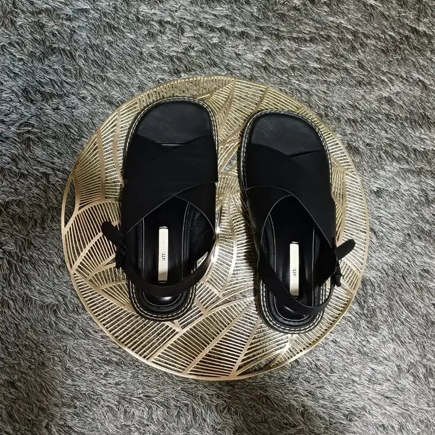 [BUNJANG] ATT Women's Black Sandals (Size 255) / att 샌들 블랙 여성 255 에이티티