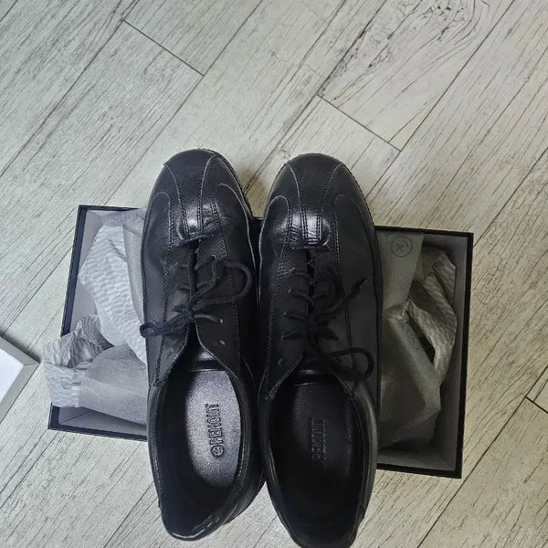 [BUNJANG] Femont Dress Sneakers Black Size 275 / 페몬트 드레스 275