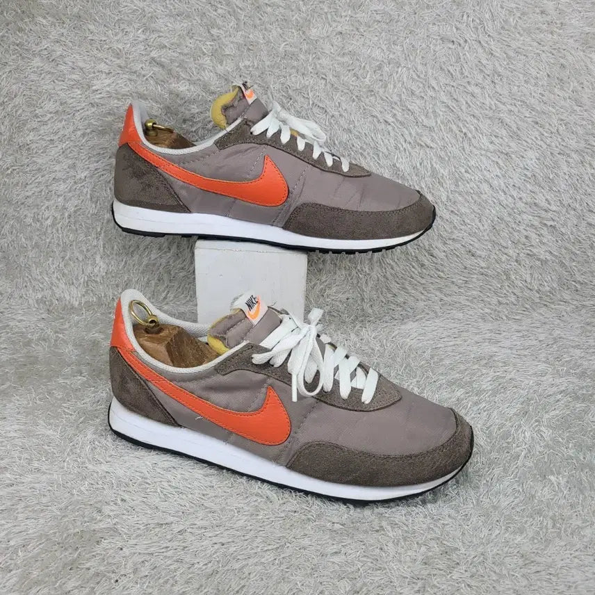 [BUNJANG] Nike Waffle Trainer 2 Moon Fossil Team Orange / 구제짱짱맨 275 나이키 와플 트레이너2 문 파슬 팀오렌지