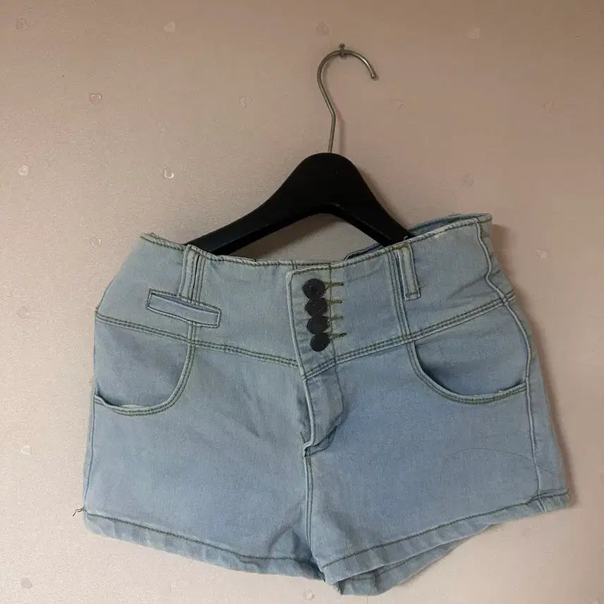 [BUNJANG] High-Waisted Denim Shorts - Light Blue / 하이웨이스트 데님 반바지 라이트 블루