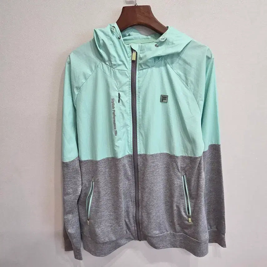[BUNJANG] Fila Windbreaker Hoodie Mint Grey Size 100 / 휠라 바람막이 후드집업 민트 그레이 100