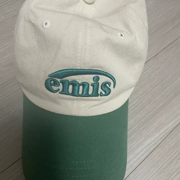 [BUNJANG] emis Two-Tone Ball Cap Beige/Green / 이미스 emis 모자 볼캡 투톤 베이지/그린