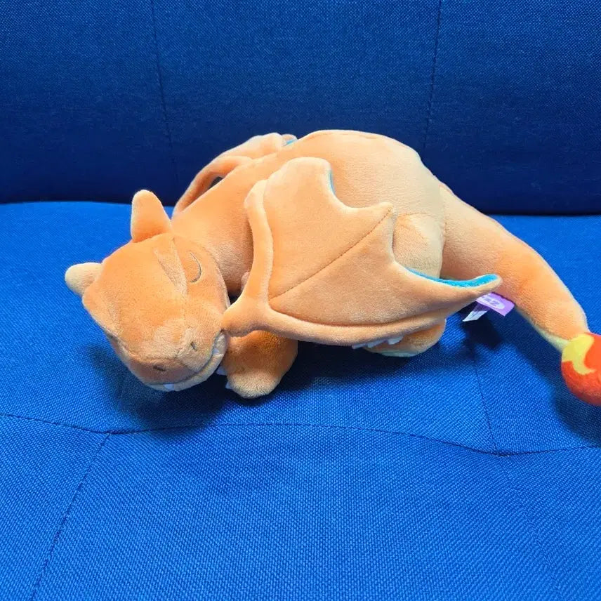 [BUNJANG] Pokemon Center Charizard Slay Slay Sleeping Plush Doll / 포켓몬센터 리자몽 스야스야 잠자는 모짜 인형