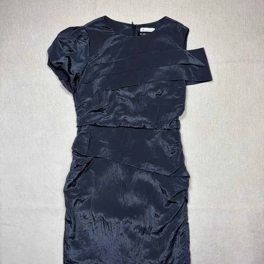 [BUNJANG] It Michaa Asymmetric Dress / 정품 잇미샤 언발란스 원피스