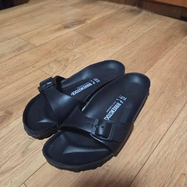 [BUNJANG] BIRKENSTOCK Boston Basketvinyl Black Slip-ons (240) / BIRKENSTOCK버켄스탁슬리퍼37(240)