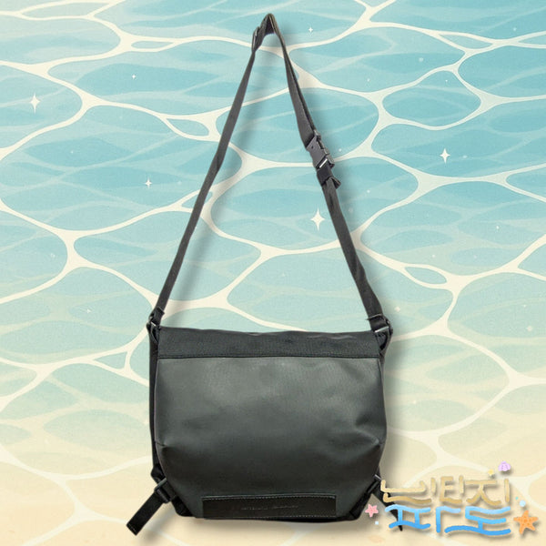 [BUNJANG] Mathematic Hawk C20 Tech iPad Shoulder Crossbody Bag / 마테마틱 호크 C20 테크 아이패드 숄더 크로스백