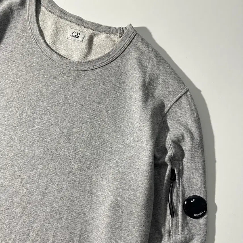 [BUNJANG] CP Company Lens Light Fleece Sweatshirt 2XL / 씨피 컴퍼니 렌즈 라이트 플리스  맨투맨  2xl