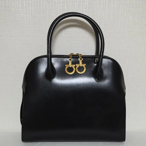 [BUNJANG] Salvatore Ferragamo Gancini Gold-Tone Tote Bag / 페라가모 금장 간치니 토트백