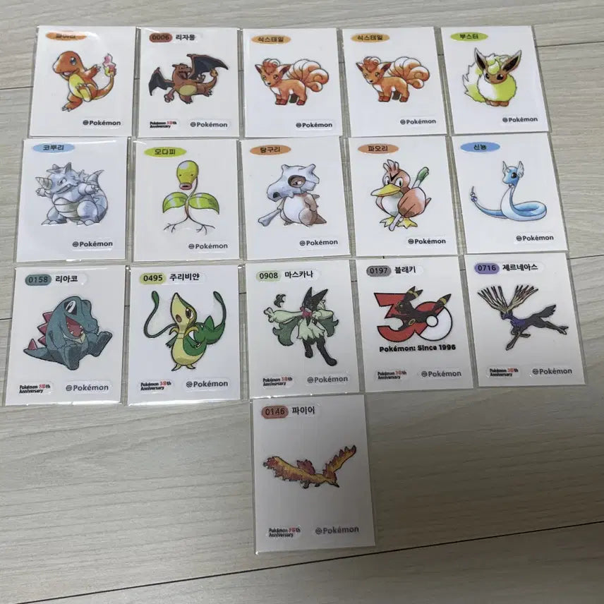 [BUNJANG] Pokemon Sticker Collection Bundle (16 pcs) / 포켓몬스터 띠부씰 16장 일괄