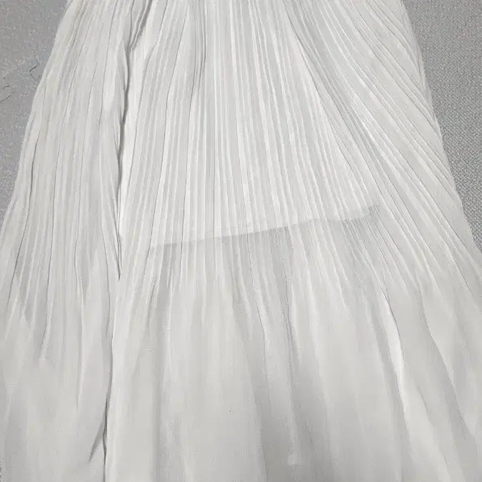 [BUNJANG] Wrinkled Long Skirt - White / 주름 롱 스커트 화이트