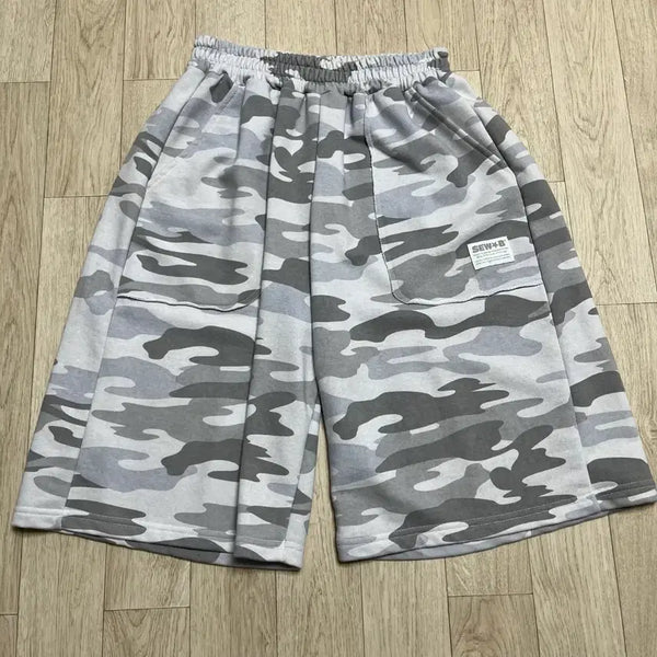 [BUNJANG] SOE Camo Bermuda Boldy Pants White Camo (Free Size) / [새상품] 쏘비 카모 버뮤다 볼디 팬츠 화이트 카모 (Free)