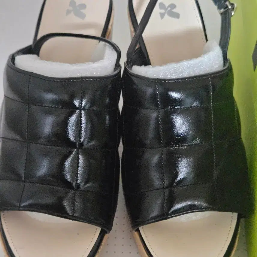 [BUNJANG] Gangjame Belle Cork Wedge Leather Quilted Black 9cm / 강자매 벨르 코르크웨지 소가죽 퀄팅 블랙 9cm