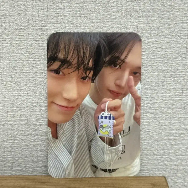 [BUNJANG] ATEEZ Fanmeeting A-TINY ZONE MD Umbrellas Photocard Choi San, Jung Woo Young Unit Photocard / 에이티즈 팬미팅 에이니티존 MD 우산 포카 최산 정우영 유닛 포카