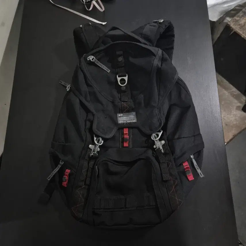 [BUNJANG] Oakley AP Backpack Black / 오클리 ap 백팩 블랙