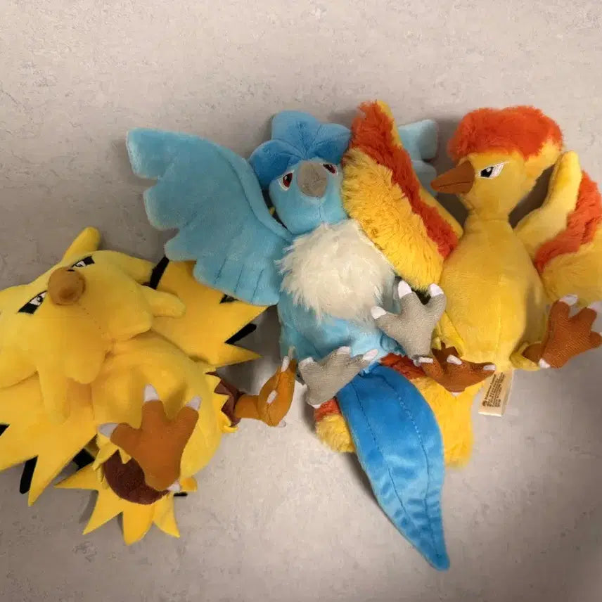 [BUNJANG] Pokemonfit Zapdos, Articuno, Moltres Plush Set / 포켓몬fit 핏 썬더, 프리져, 파이어 인형 세트