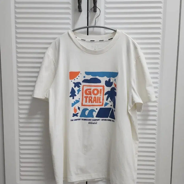 [BUNJANG] Skechers GO! TRAIL Short Sleeve T-Shirt (L) / 스케쳐스 GO! TRAIL 반팔티 L
