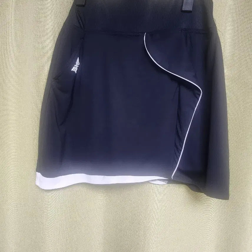 [BUNJANG] PXG Women's Golf Skirt Black White / PXG 여성 골프 치마 블랙 화이트