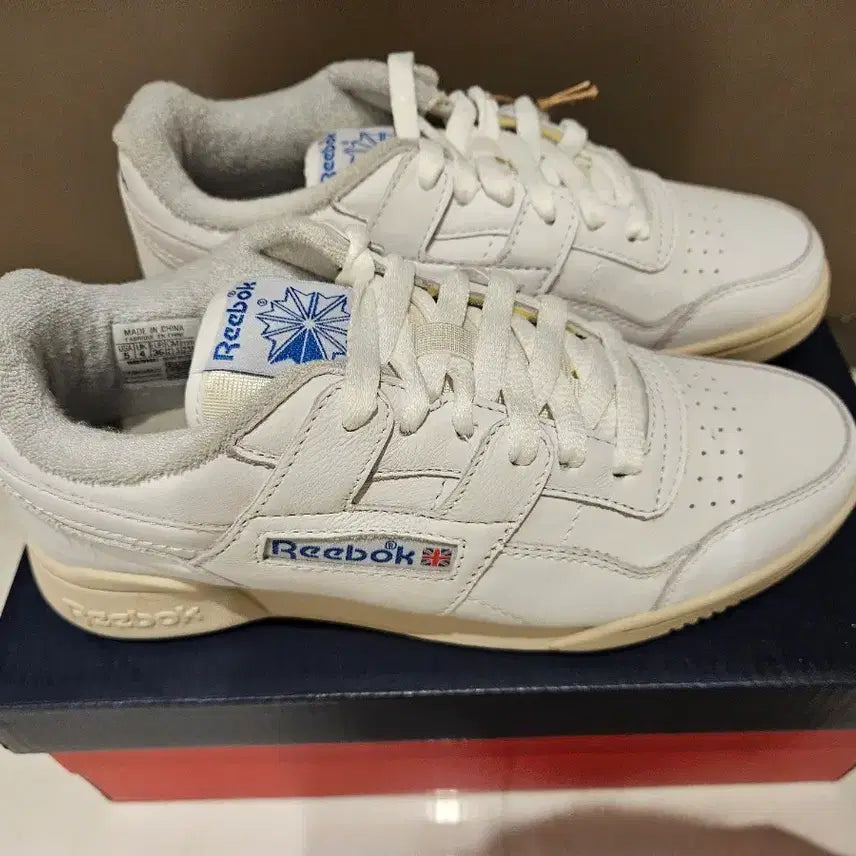 [BUNJANG] Reebok Workout Vintage Sneakers / 리복 워크아웃 빈티지 스니커즈 235  새상품