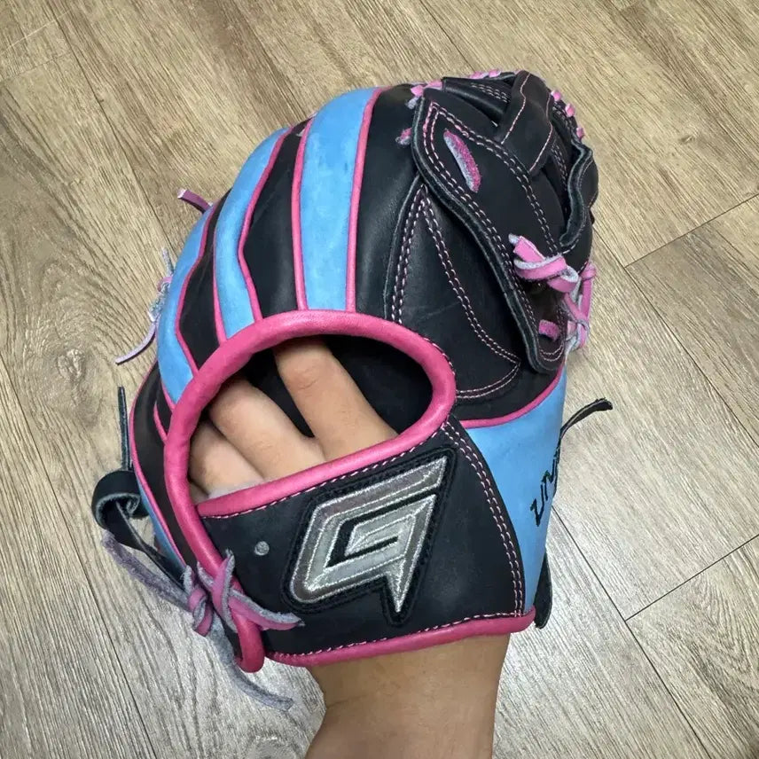 [BUNJANG] Unique Gold Outfield Baseball Glove / 골드 유니크 외야 글러브