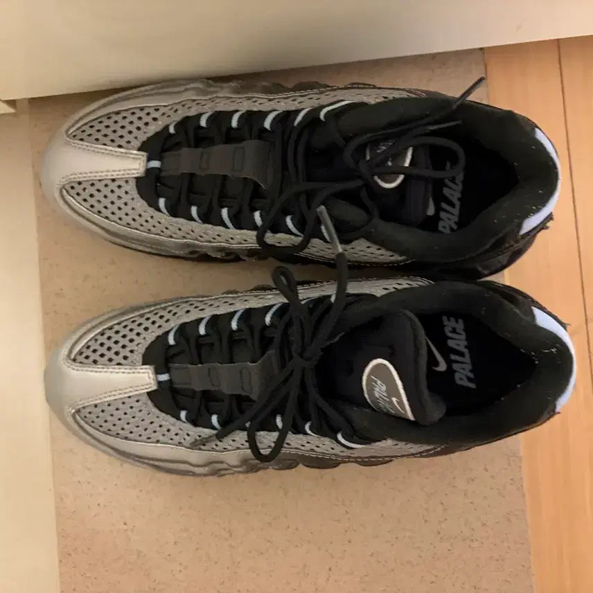 [BUNJANG] Nike Air Max 95 x Palace Silver Black / 나이키 에어맥스 95 x 팔라스 실버 블랙