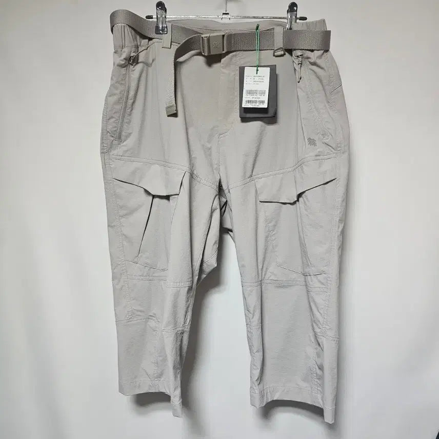 [BUNJANG] Kolon Sport 25SS Ripstop Spandex Cargo 7-Part Pants / 25SS 코오롱스포츠 립스탑 스판 카고 7부팬츠 90사이즈