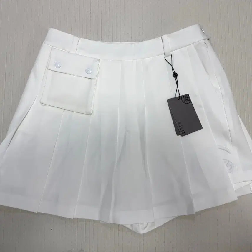 [BUNJANG] Women's Golf Skirt with Built-in Shorts / 여성 골프치마 반바지