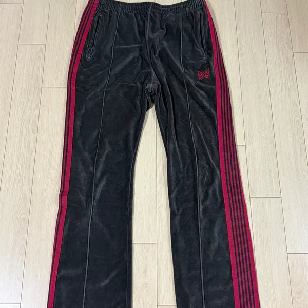 [BUNJANG] Needles Velvet Narrow Fit Track Pants M / 니들스 벨벳 트랙팬츠 네로우핏 M