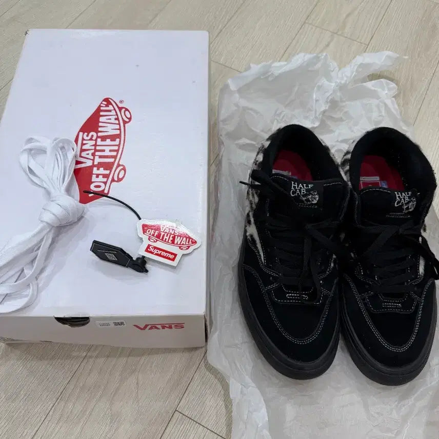 [BUNJANG] Supreme x Vans Leopard Half Cab Black Sneakers (280) / 280)슈프림x반스 레오파드 하프캡 블랙 팝니다.