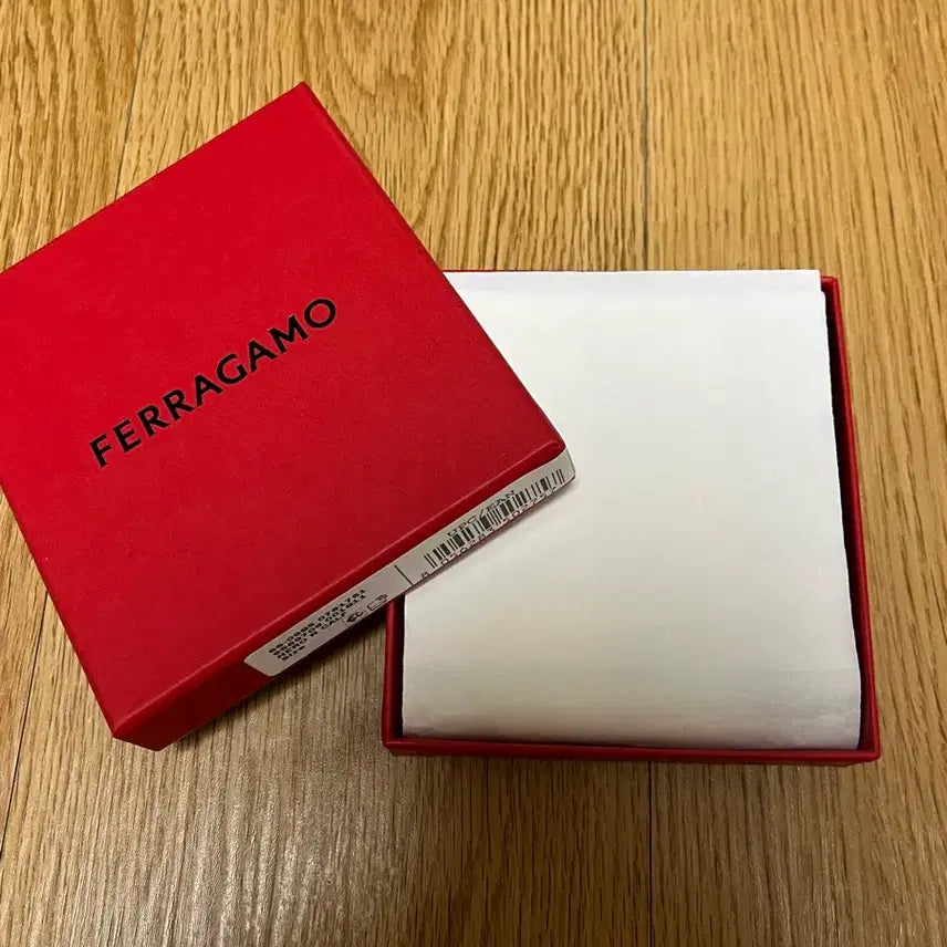 [BUNJANG] Salvatore Ferragamo Gancini Bifold Wallet Black / 페레가모 간치니 반지갑