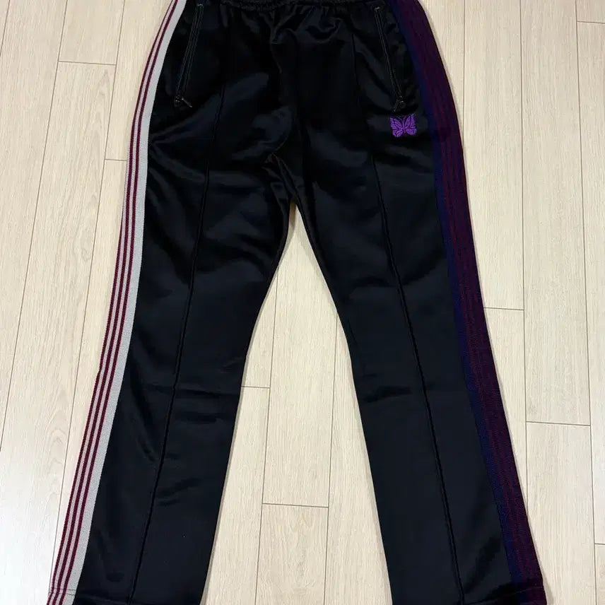 [BUNJANG] Needles x Freaks Store Track Pants Narrow Fit S / 니들스 프릭스스토어 별주모델 트랙팬츠 네로우핏 S