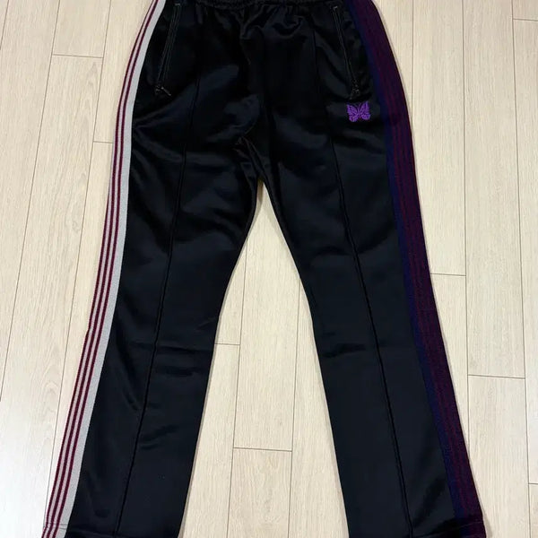 [BUNJANG] Needles x Freaks Store Track Pants Narrow Fit S / 니들스 프릭스스토어 별주모델 트랙팬츠 네로우핏 S