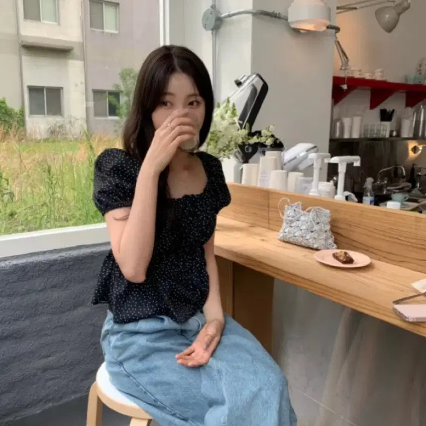 [BUNJANG] Lazy Society Dot Blouse / 레이지샵 도트 블라우스
