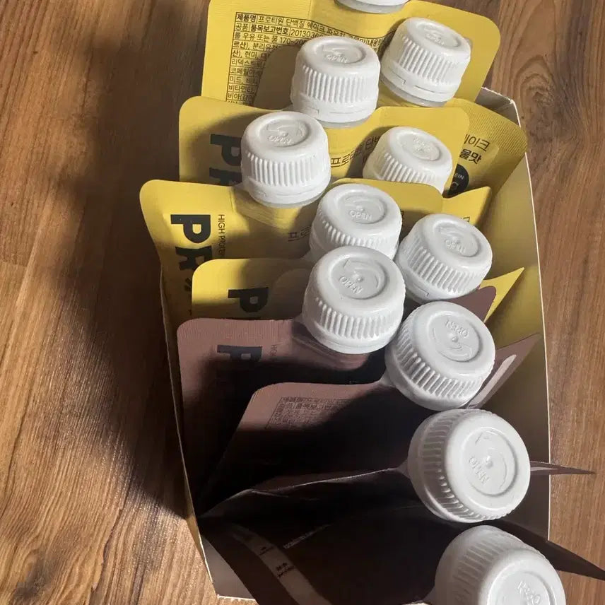 [BUNJANG] ProteinOne Protein Shake Bundle (7 Grain, 4 Chocolate) / 프로틴원 단백질 쉐이크 11개(초코맛 4, 곡물맛7) 일괄판매