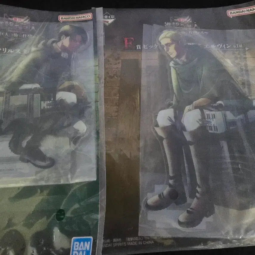 [BUNJANG] Ichiban Kuji Attack on Titan Levi & Erwin Big Acrylic Stand Set / 제일복권 진격의 거인 리바이&엘빈 빅 아크릴 스탠드 세트