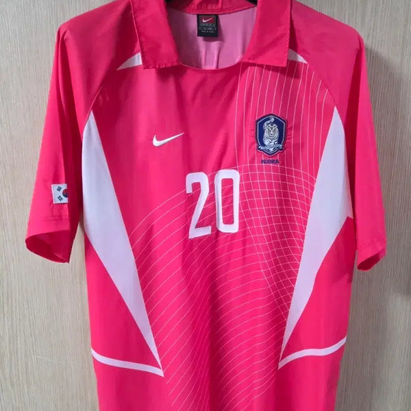 [BUNJANG] Nike 2002 South Korea National Team Retro Jersey / (착샷) 나이키 2002 대한민국 국가대표 유니폼 레트로
