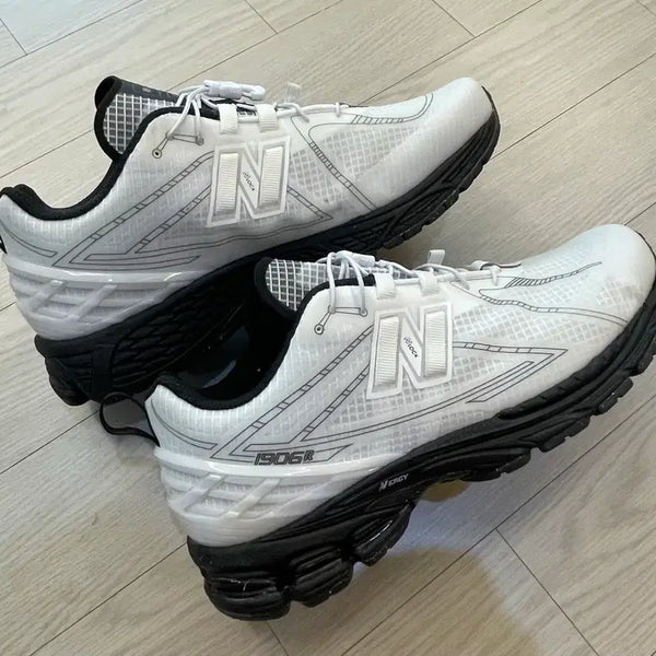 [BUNJANG] New Balance 1906R White Black / 뉴발란스 1906R 화이트 블랙
