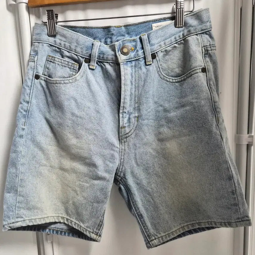 [BUNJANG] WHOAU Light Blue Denim Shorts / WHOAU 라이트 블루 데님 숏팬츠