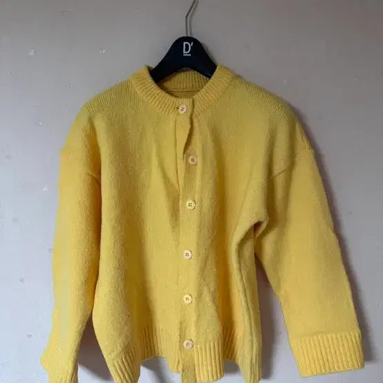 [BUNJANG] Yellow Cardigan / 노란색 가디건