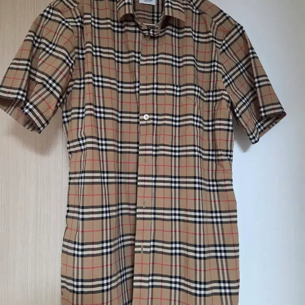 [BUNJANG] Burberry Check Pattern Short Sleeve Shirt - Size M / 버버리 셔츠 M사이즈