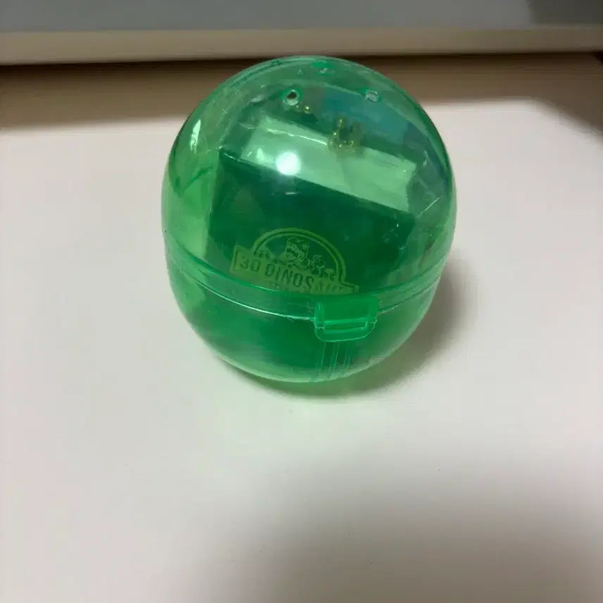 [BUNJANG] Choi World 3D Miniature Book Keychain Jurassic World / 초의세계 3D 미니어쳐 가챠 펼쳐지는 책 키링 쥬라기월드