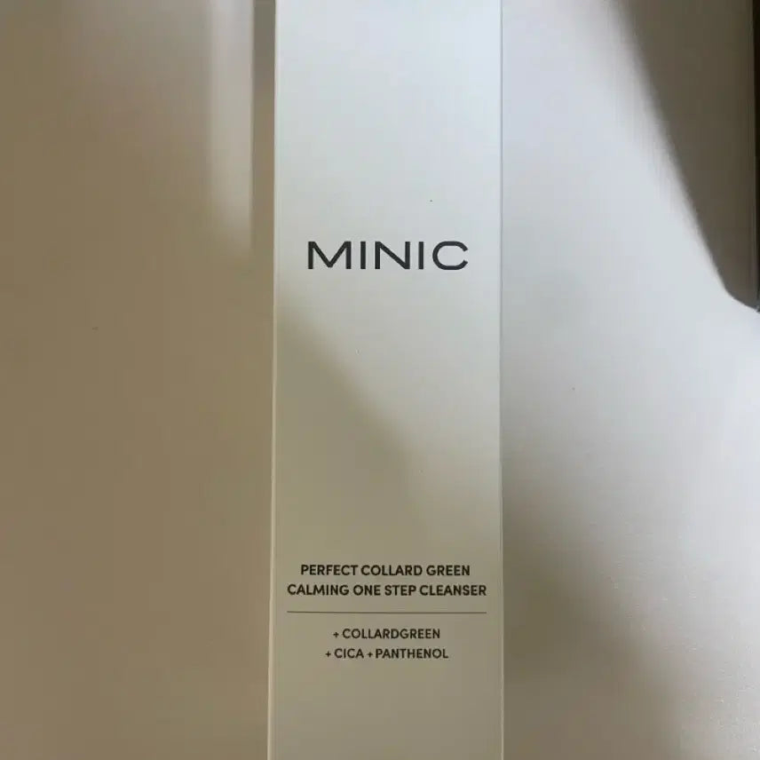 [BUNJANG] Minich Perfect Collard Green Soothing One-Step Cleanser 200ml (Sealed) / (미개봉) 미닉 퍼펙트 콜라드 그린 진정 원스텝 클렌저 200ml
