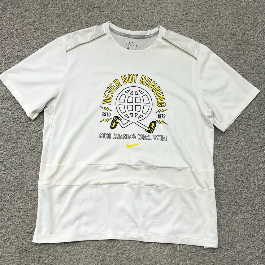 [BUNJANG] Nike Dri-FIT T-Shirt (Size 95-100) / [95-100] 나이키 드라이핏 반팔티