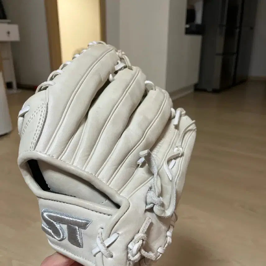[BUNJANG] ST Baseball Glove Beige / ST 야구글러브