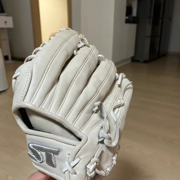 [BUNJANG] ST Baseball Glove Beige / ST 야구글러브