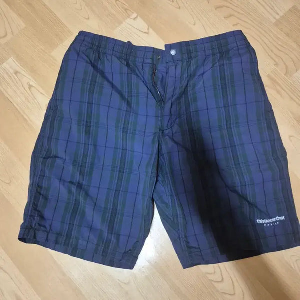 [BUNJANG] Thisisneverthat Checkered Shorts M / 디스이즈네버댓 체크 반바지 M