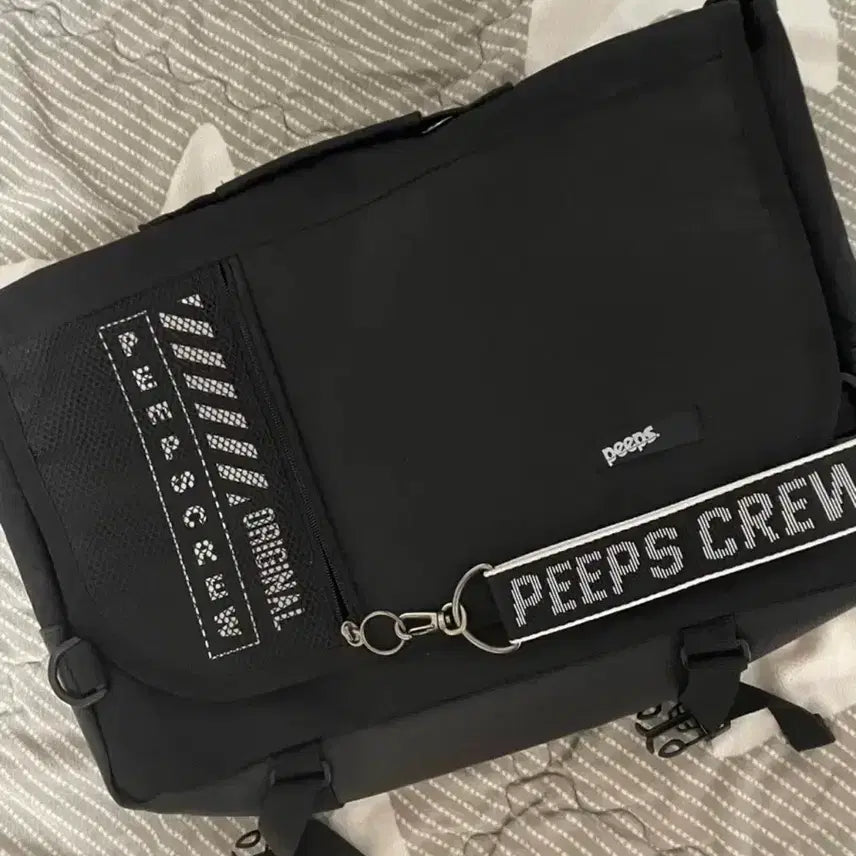 [BUNJANG] Peps Cross Bag Black / 핍스 크로스백 블랙