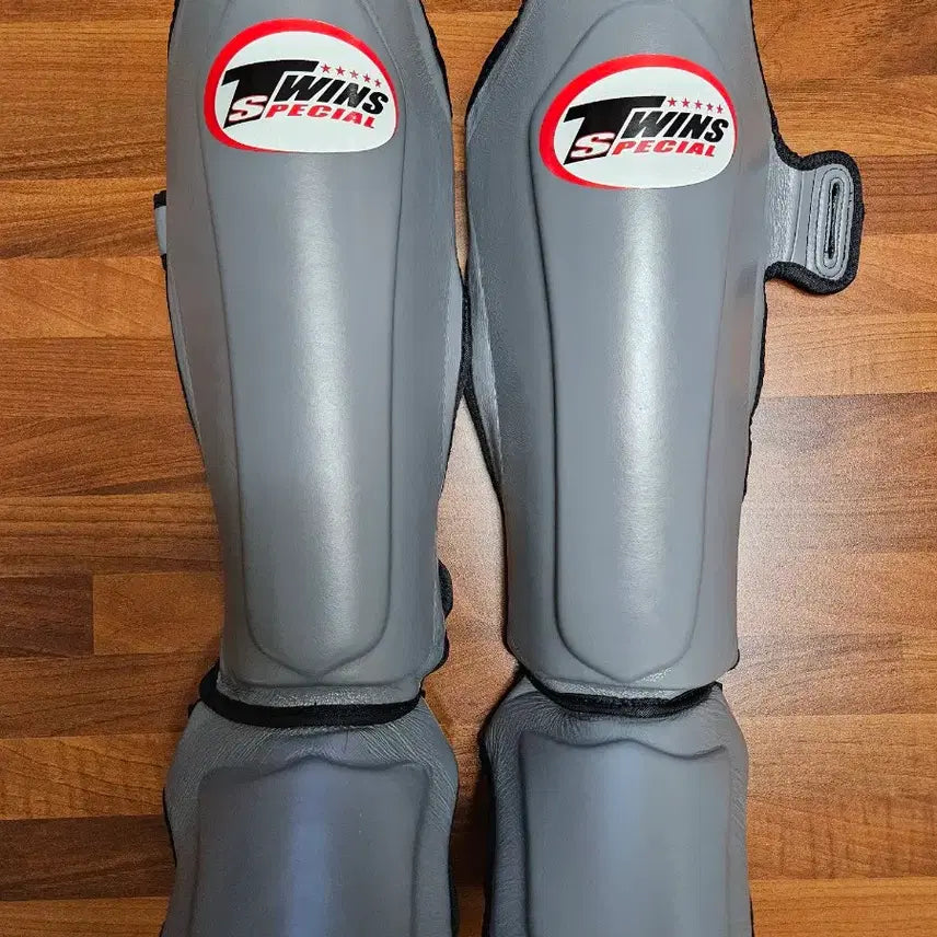 [BUNJANG] Twins Special Natural Leather Shin Guards L Grey / [S급] 트윈스 천연가죽 신가드 L 그레이