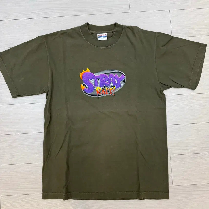 [BUNJANG] Stray Kids Short-Sleeve T-Shirt Olive S / 스트레이 래츠 반팔 티셔츠 올리브 S